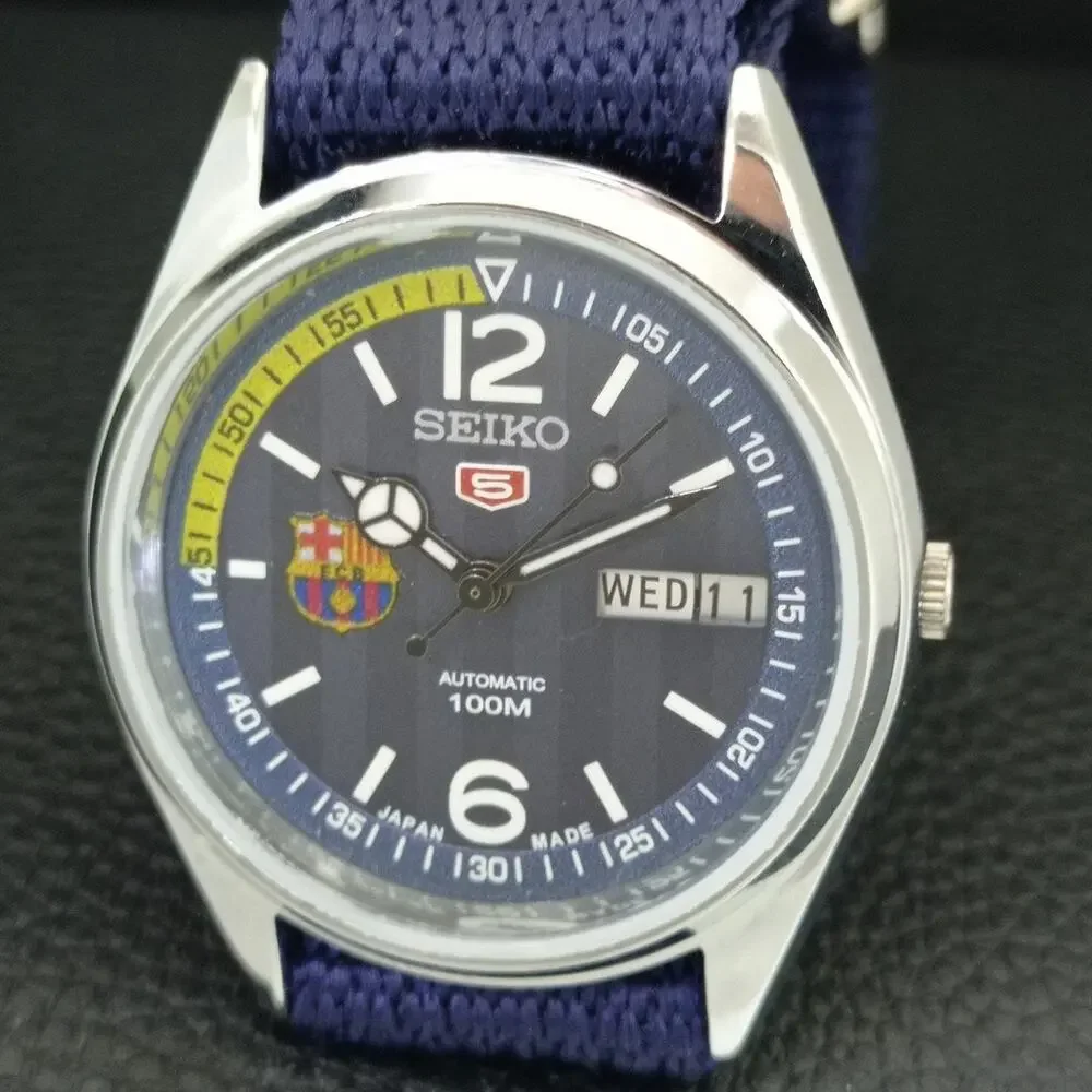 Vintage 1981 FCB Seiko Automatic Mens Silver Watch W/daydate & FCB accents